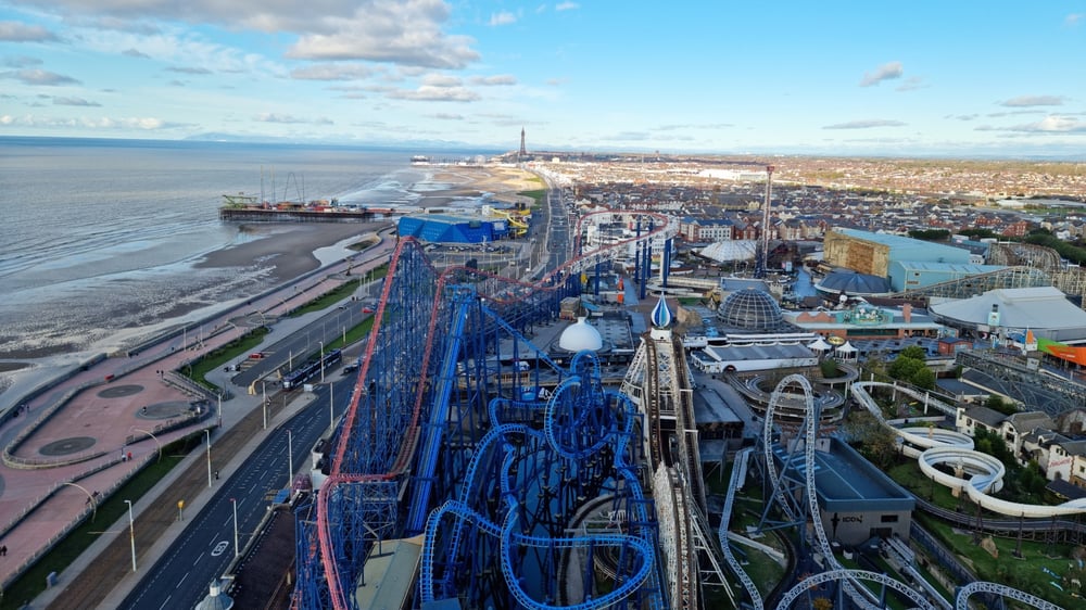 Blackpool Pleasure Beach - Walk The Big One
