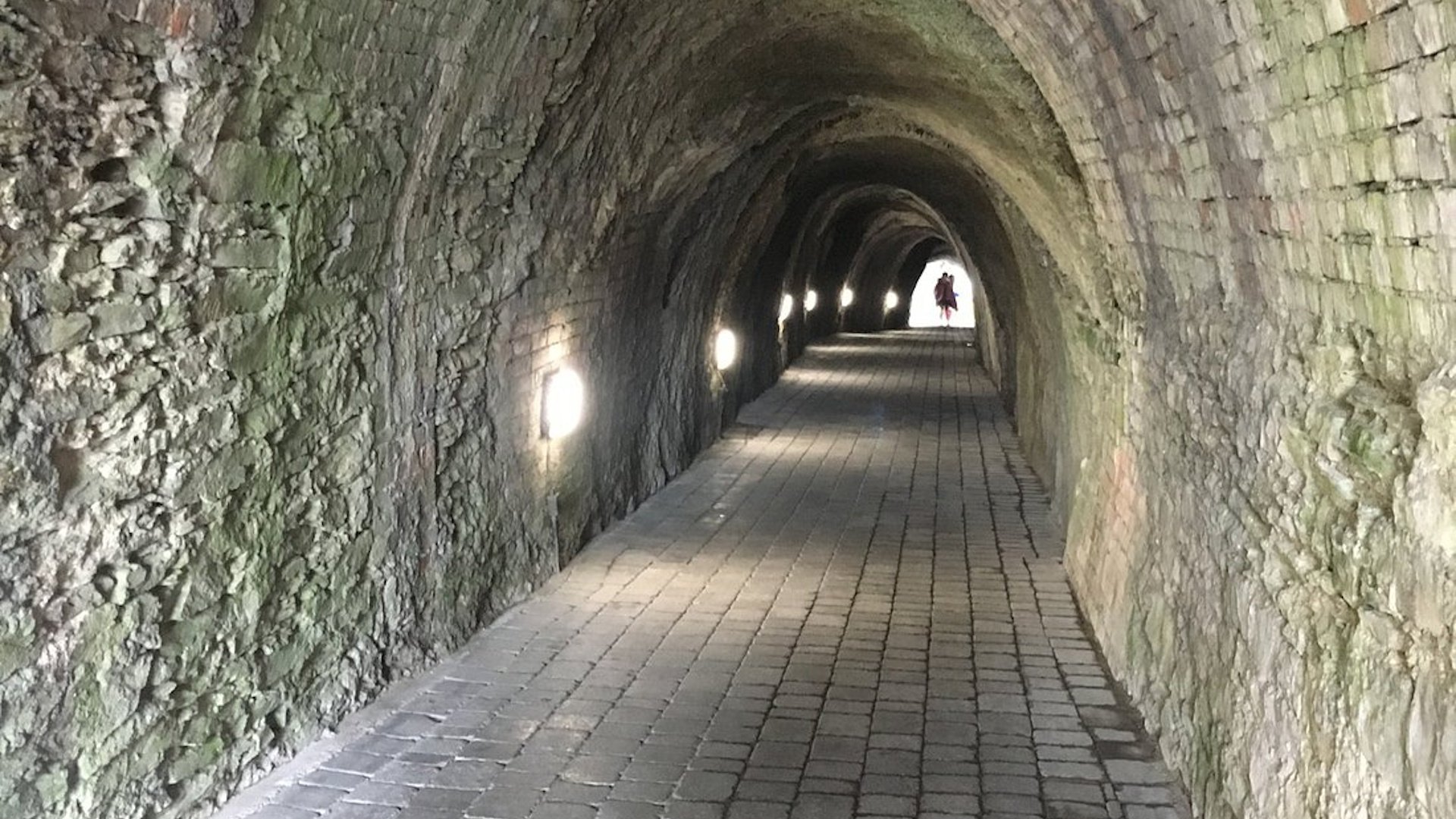 Tunnels Beaches - Victorian Tunnels