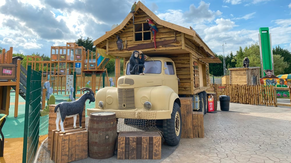 Lightwater Valley - Safari Truck