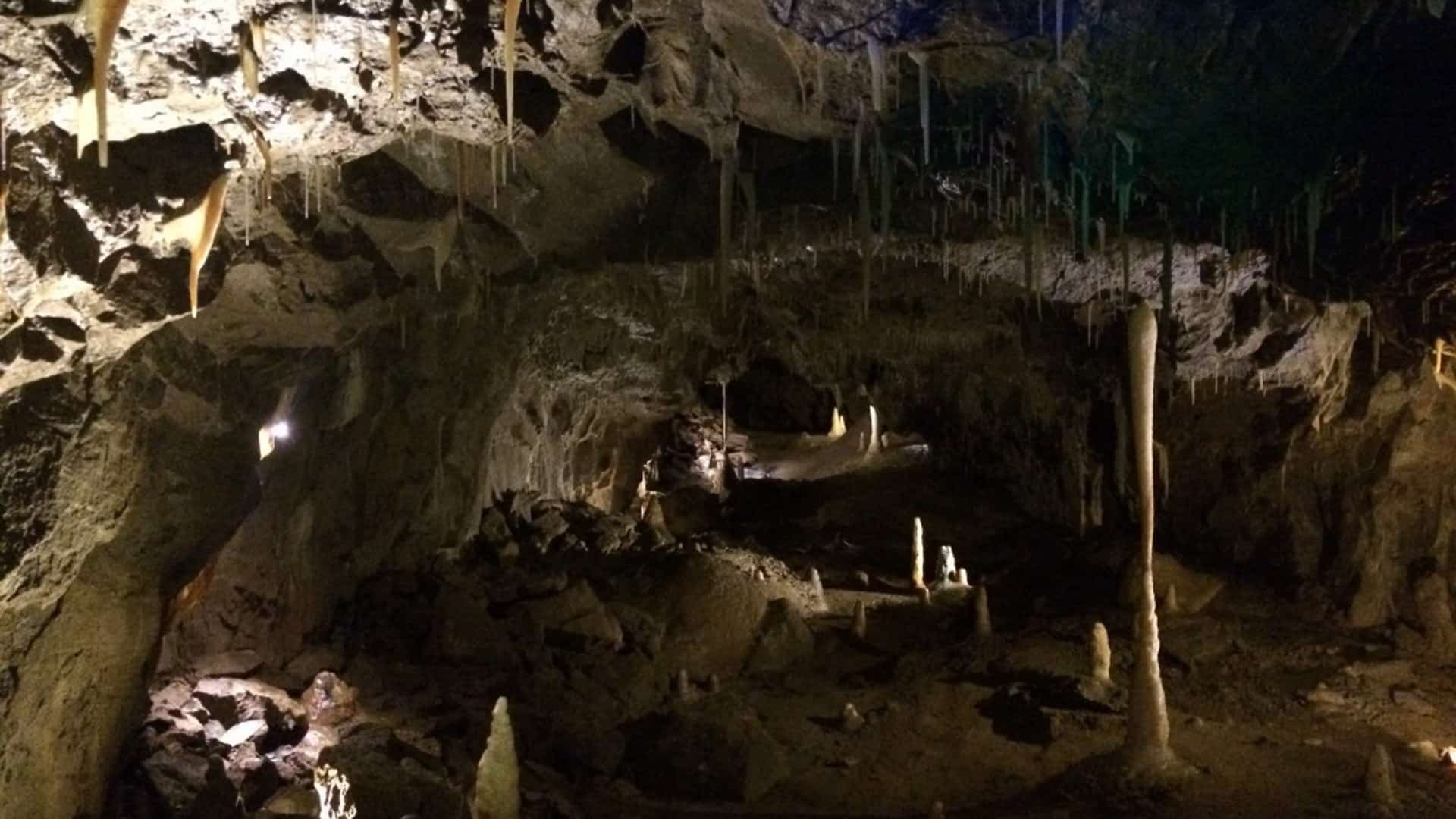 Stump Cross Caverns - Stalactite and Stalagmitess