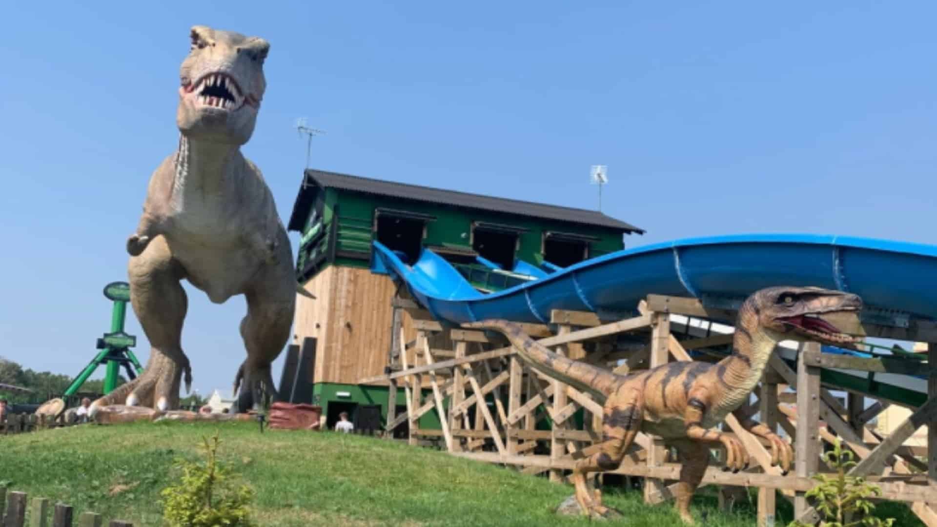 Gullivers Valley Rotherham - T-Rex Tower Slides