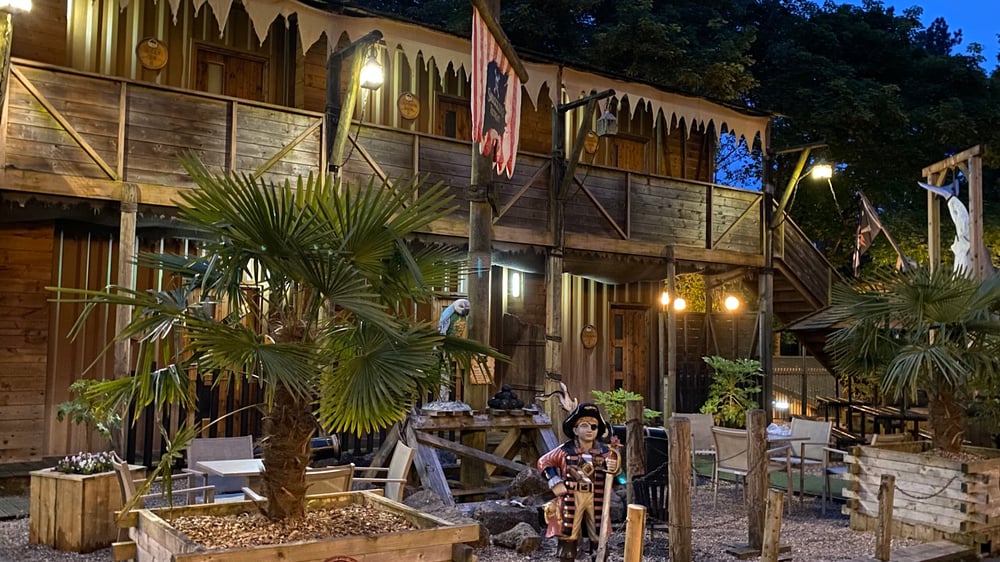 Gulliver's Kingdom - Pirate Themed Accommodation