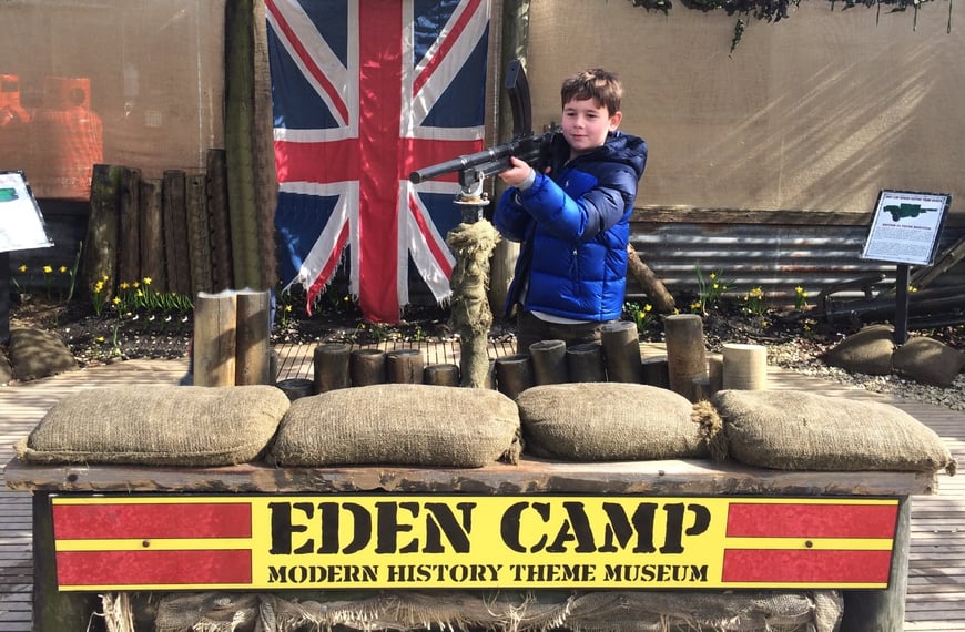Eden Camp Modern History Theme Museum - Machine Gun