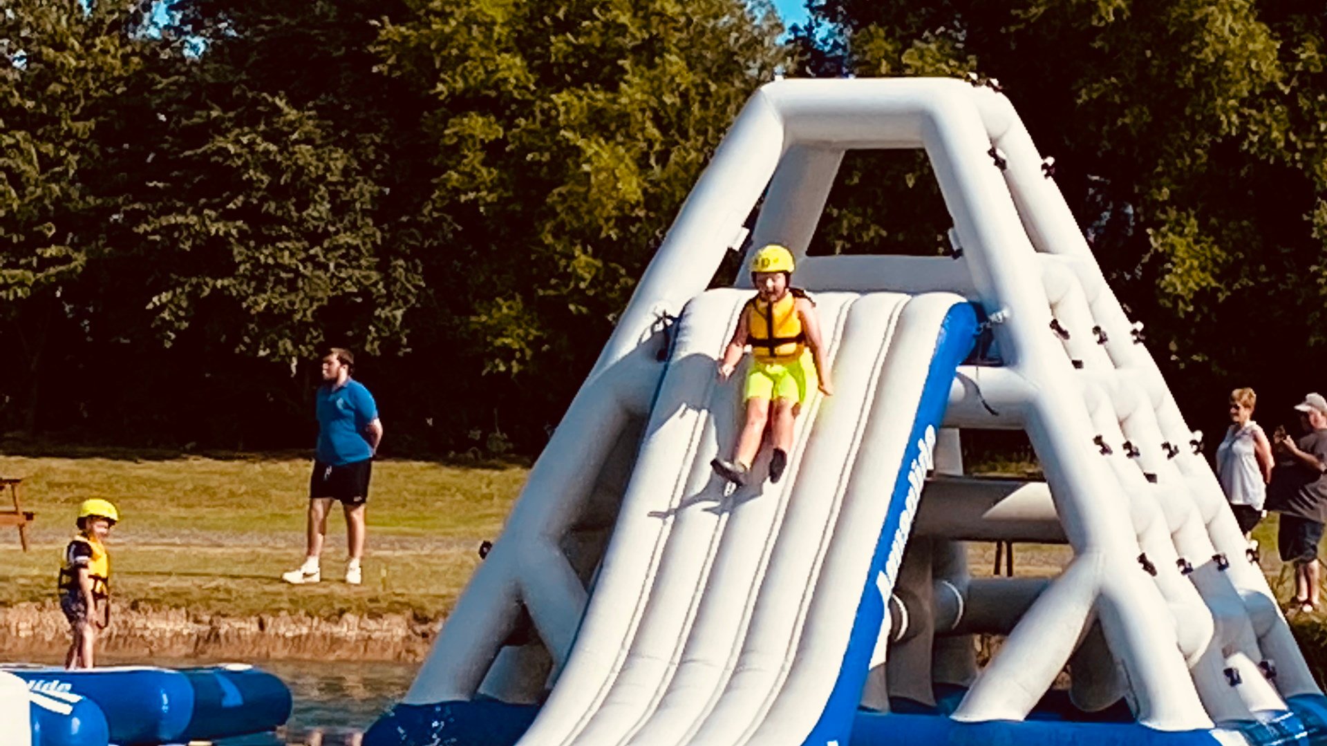 Lincolnshire Aquapark - Jungle Joe Tower Slide