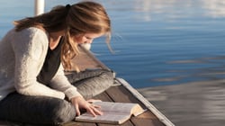 Must-Read Travel Books for Every Wanderlust Enthusiast
