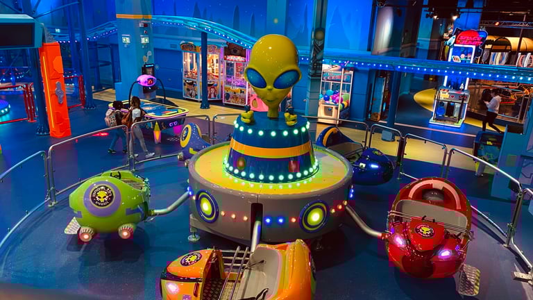 Babylon Park - Alien Spaceship Ride