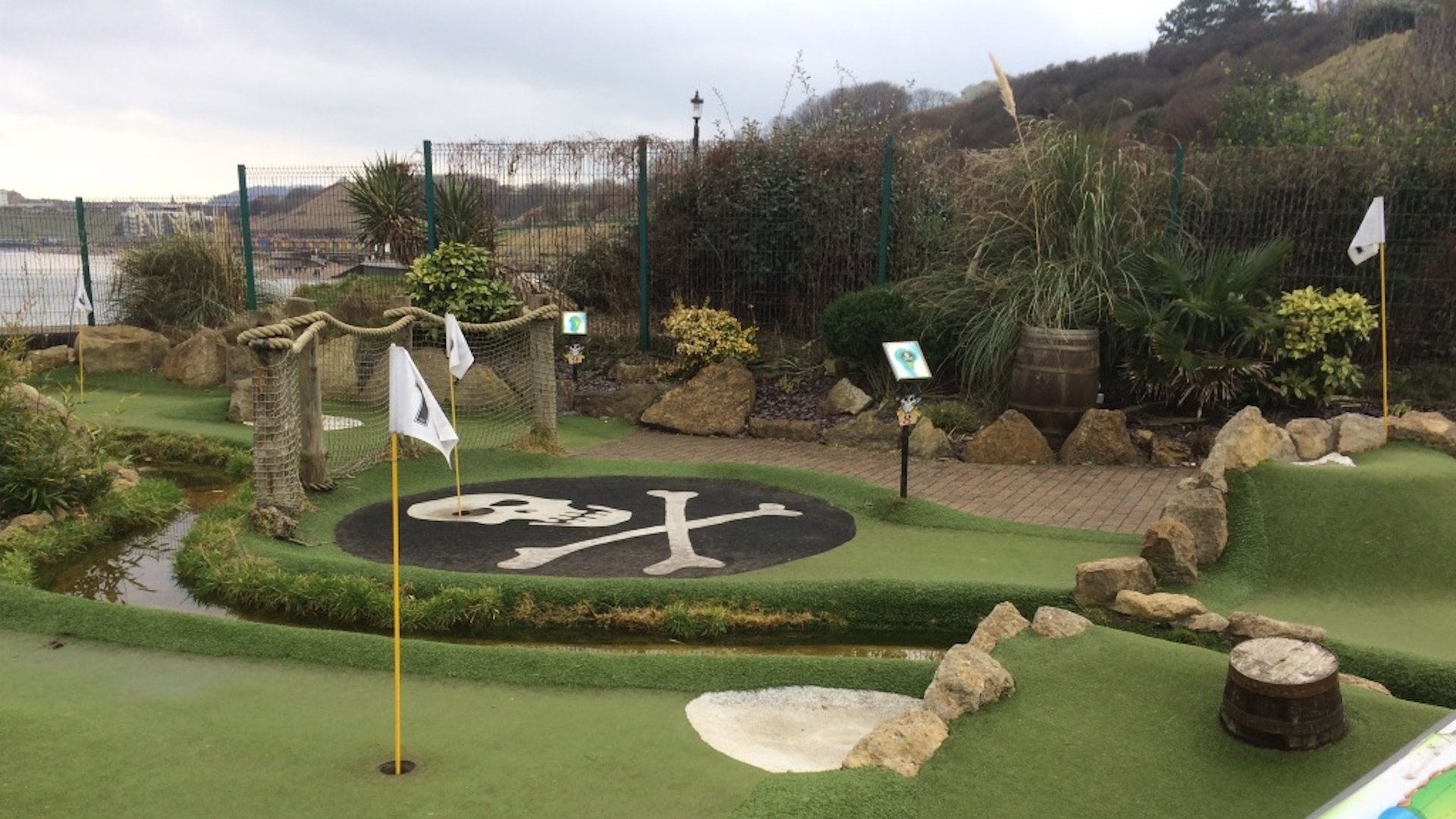 SEA LIFE Scarborough -Pirate Adventure Golf