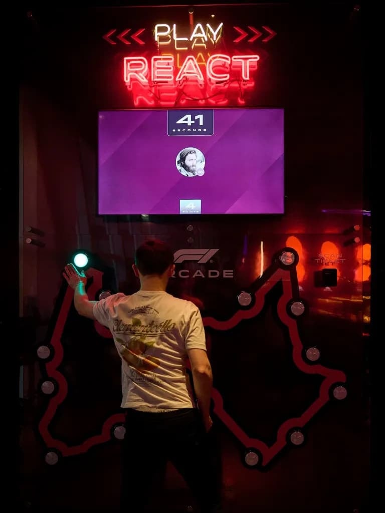 F1 Arcade - React