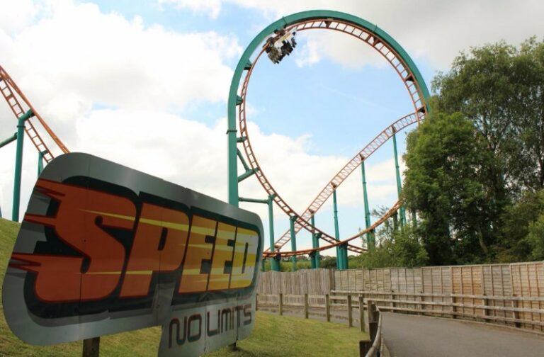 Oakwood Theme Park - Speed