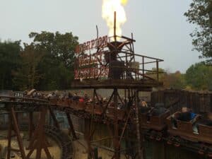 Chessington World of Adventures Resort - The Scorpion Express