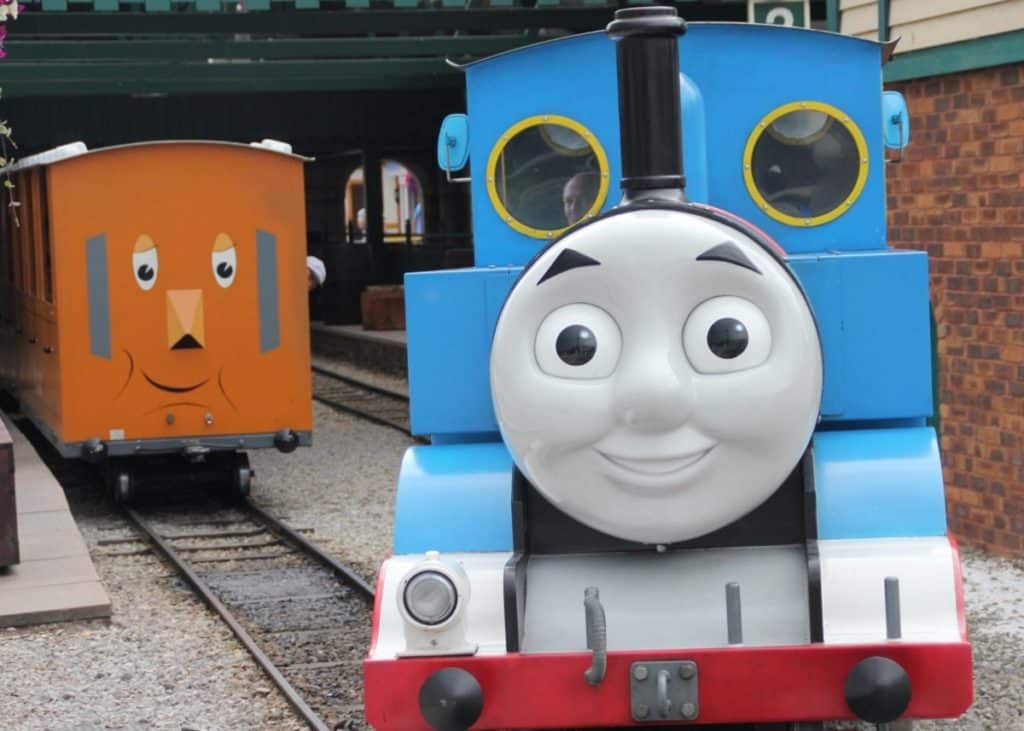 thomas the tank engine drayton manor