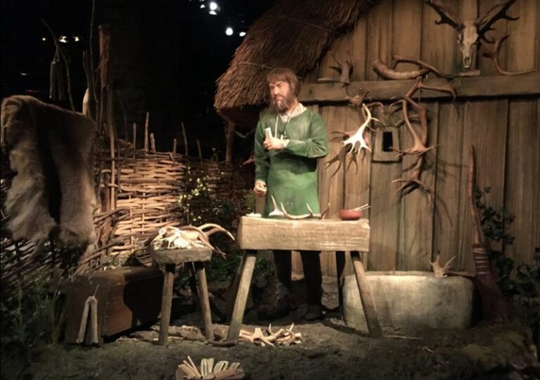 JORVIK Viking Centre - Viking Constructing Tools using Antlers JORVIK Viking Centre - Viking Constructing Tools using Antlers