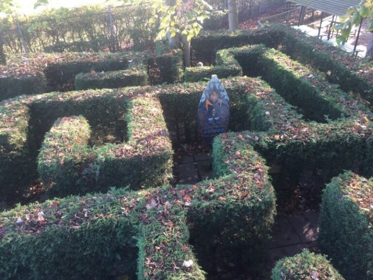 Gullivers Land Milton Keynes - Adventure Island Maze Gullivers Land Milton Keynes - Adventure Island Maze