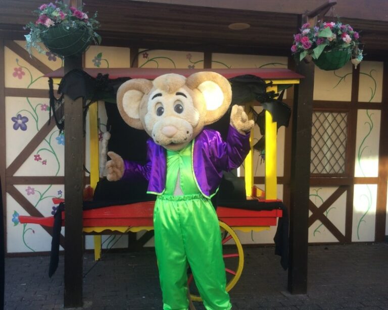 Gullivers Land Milton Keynes - Gully Mouse Gullivers Land Milton Keynes - Gully Mouse