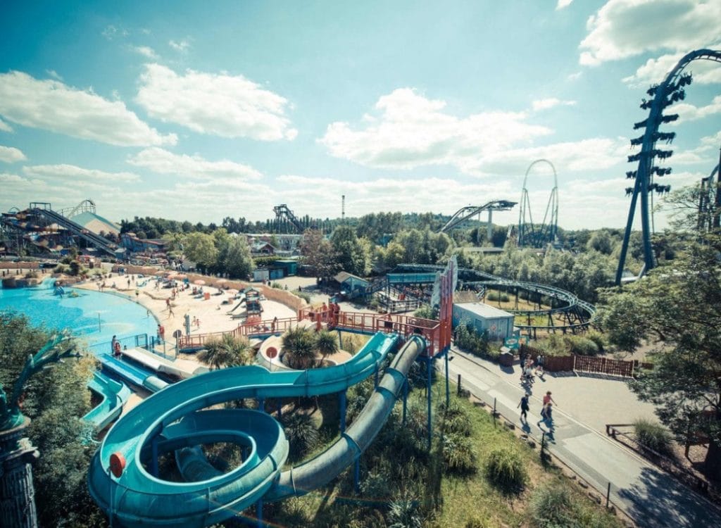 UK Waterparks Attractions Near Me