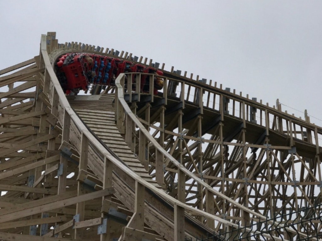 Tayto Park - Cu Chamelian Overbanked Turn