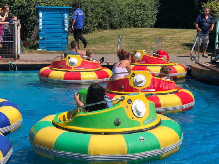 Crealy Theme Park and Resort - Aqua Blasters Crealy Theme Park and Resort - Aqua Blasters
