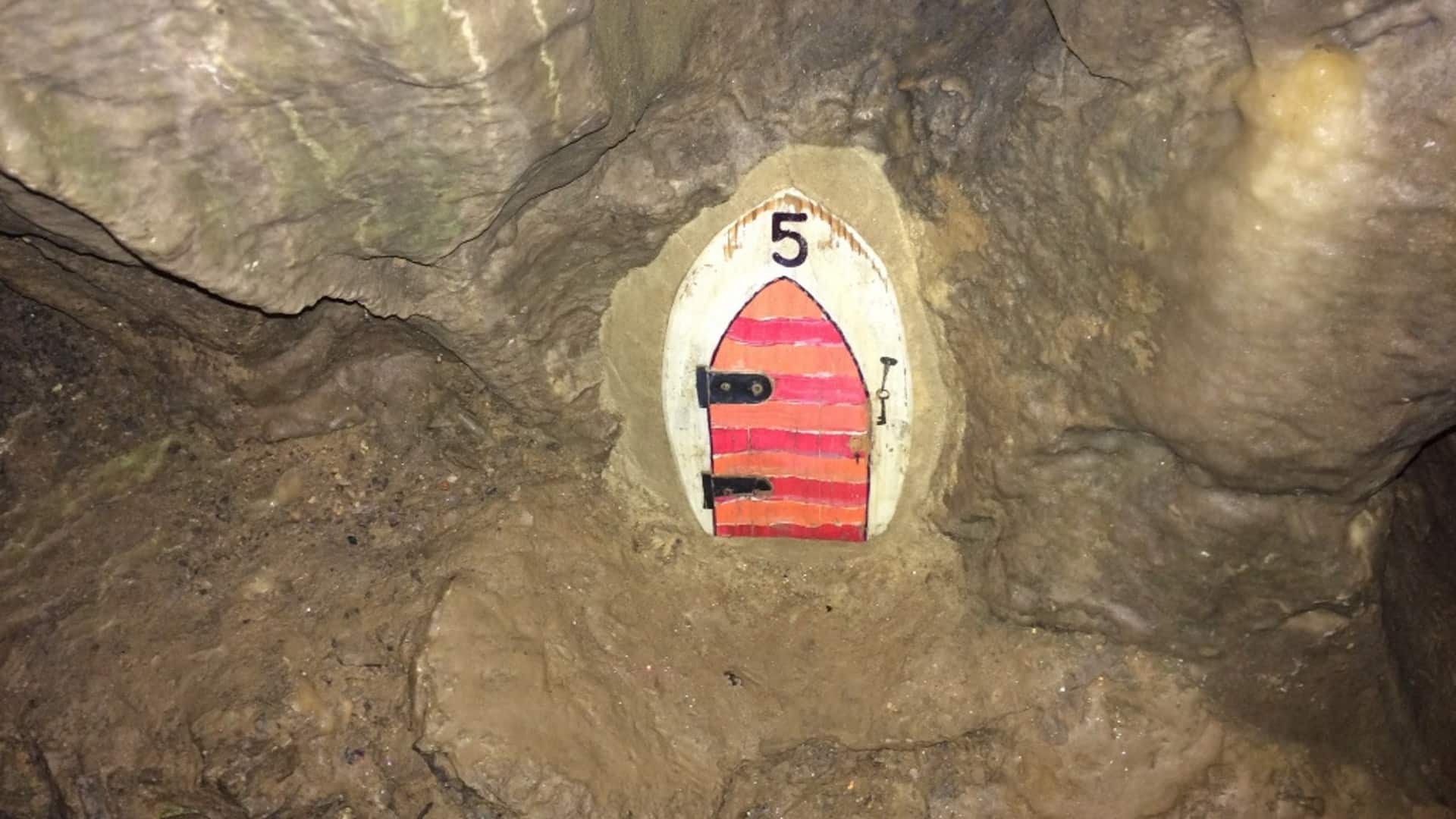 Stump Cross Caverns - Childrens Quiz Trail