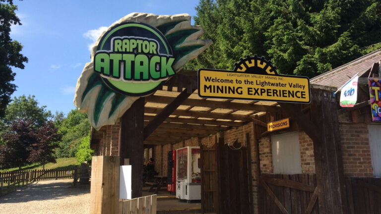 Raptor Attack - Lightwater Valley