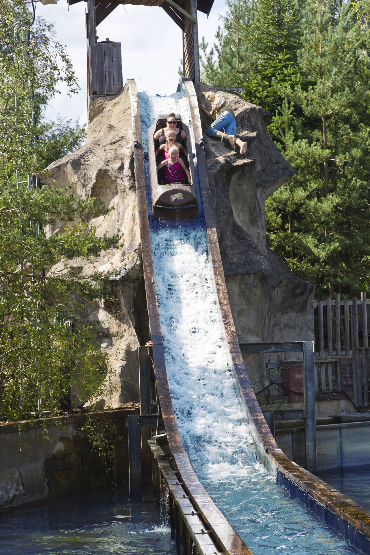 Gullivers - Log Flume