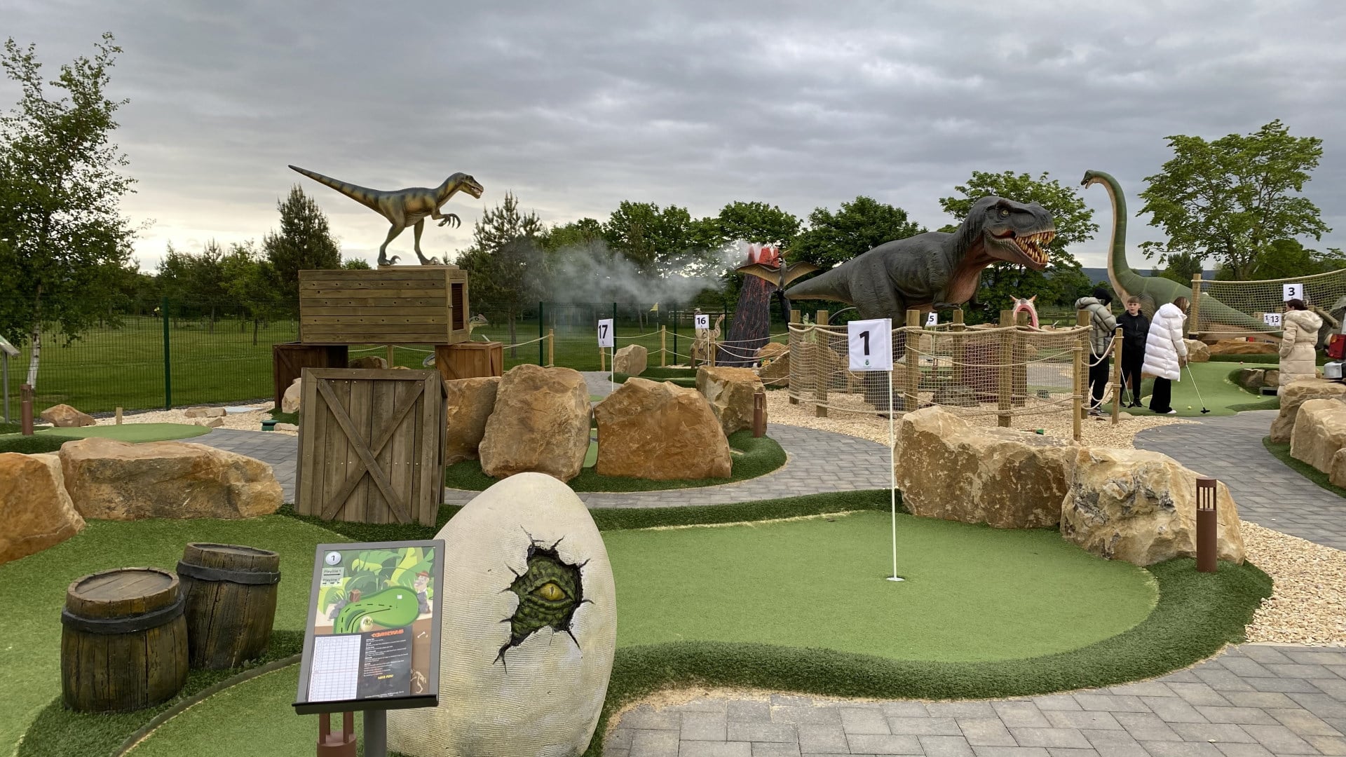 Jurassic Island Adventure Golf - Dinosaur Egg