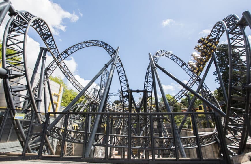 Alton Towers Resort - The Smiler