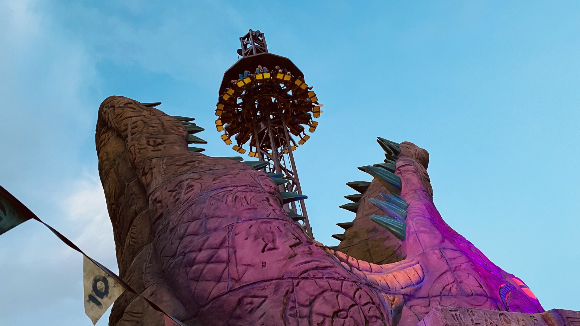 Chessington World of Adventures Resort - Croc Drop