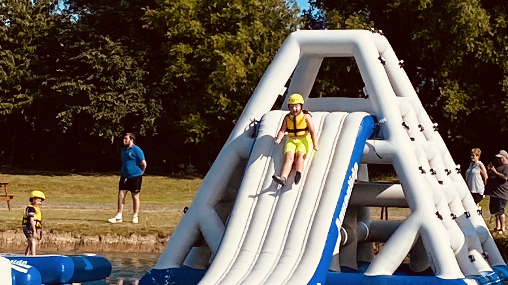 Lincolnshire Aquapark - Jungle Joe Tower Slide