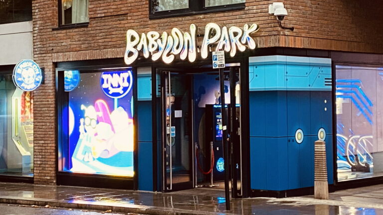 Babylon Park - Front Entrance Babylon Park - Front Entrance