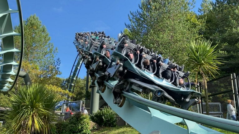 Galactica - Alton Towers Resort