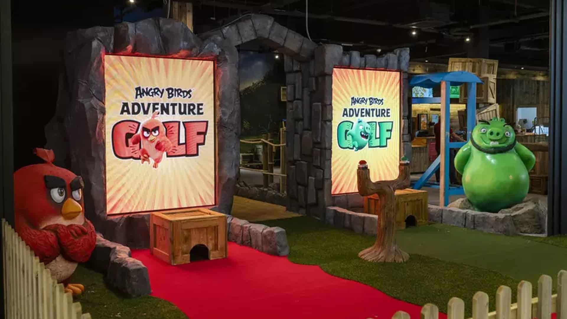 Angry Birds Adventure Golf - Course Selection