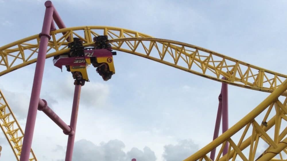 Heartline Roll / Barrel Roll | Attractions Near Me