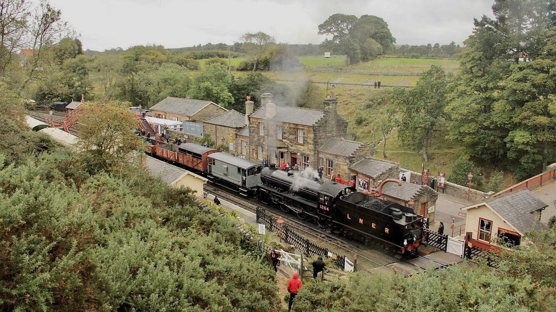 NYMR - Hogsmead Station