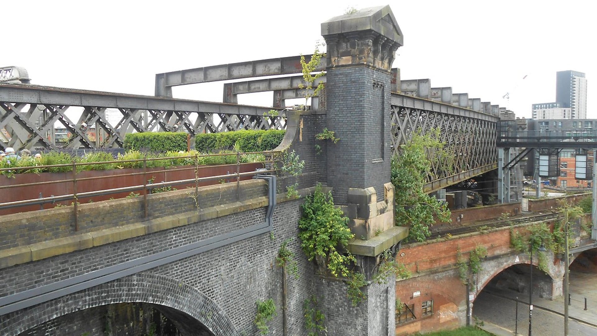 Castlefield Viaduct - Exterior