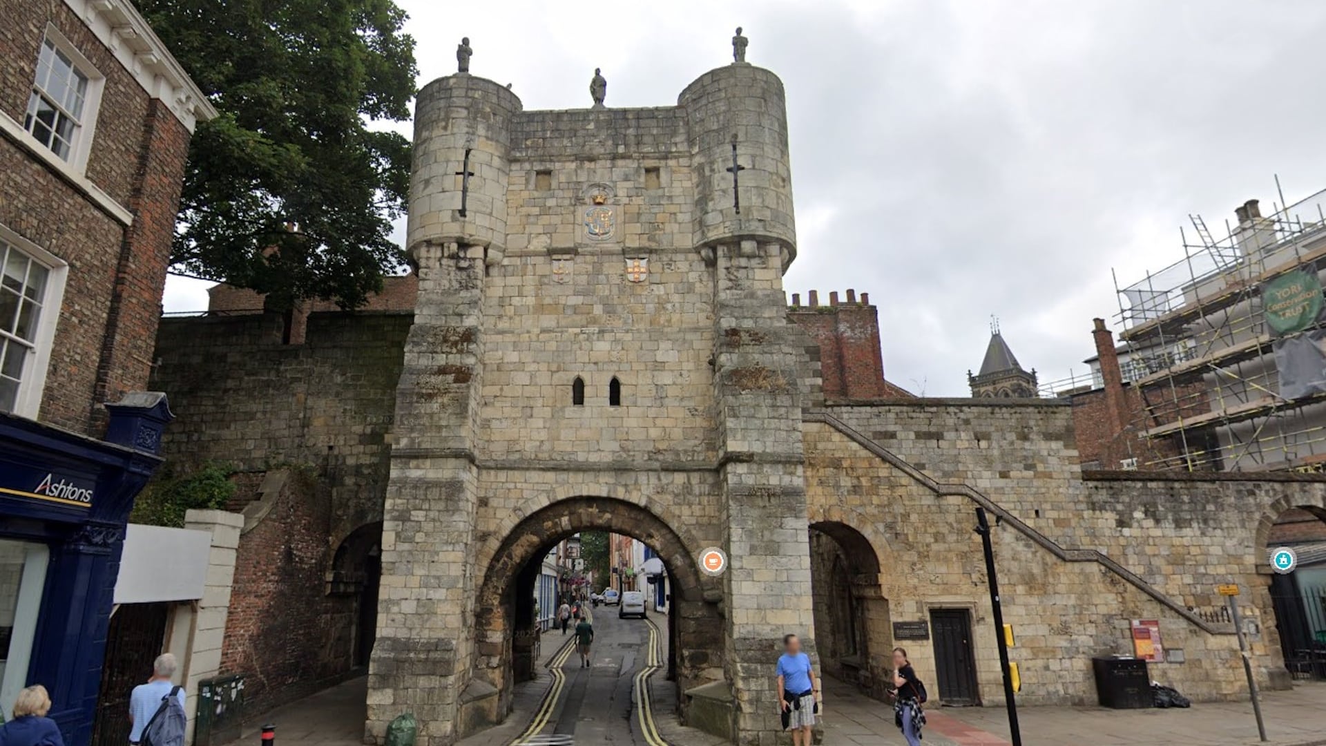 York Cat Trail - Bootham Bar York City Walls