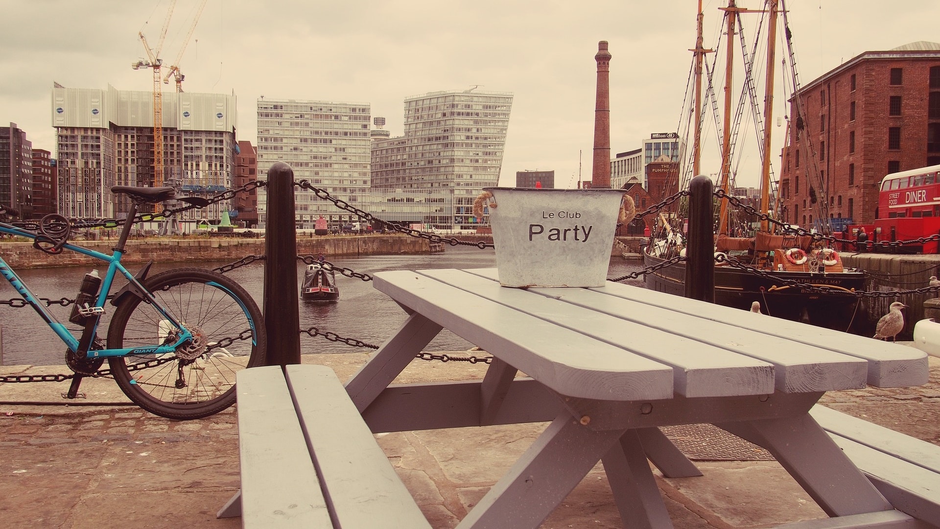 Dining at Albert Dock