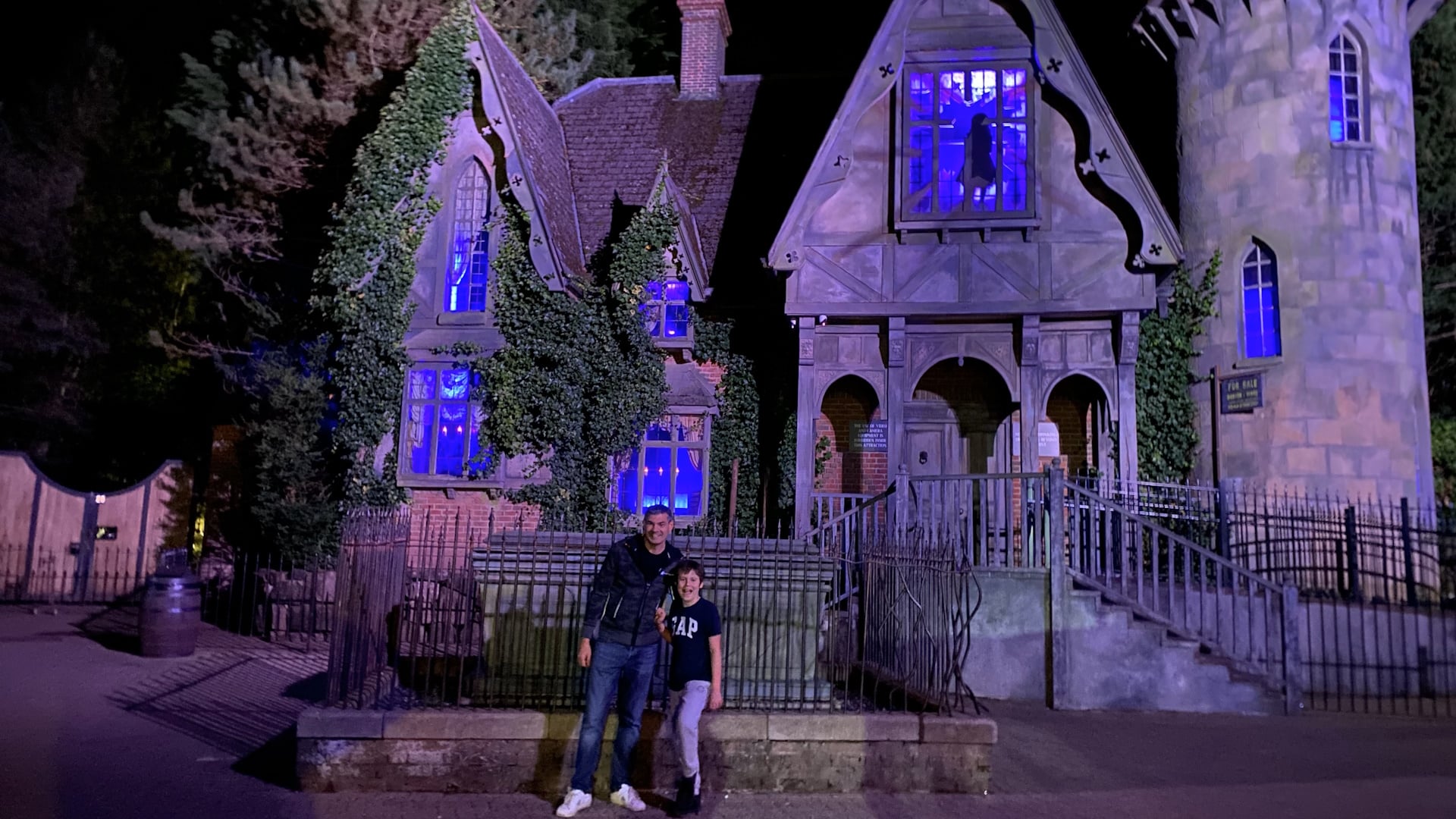 Alton Towers Scarefest Review - The Curse of Alton Manor
