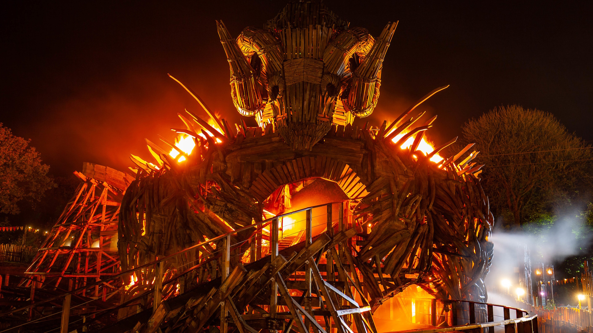 Alton Towers Resort - Wicker Man in The Dark