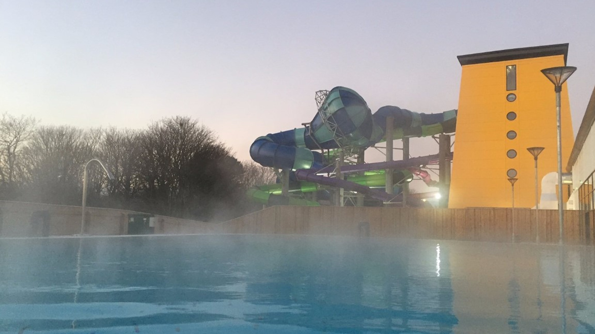 Alpamare Scarborough - Garden Pool and Waterslides