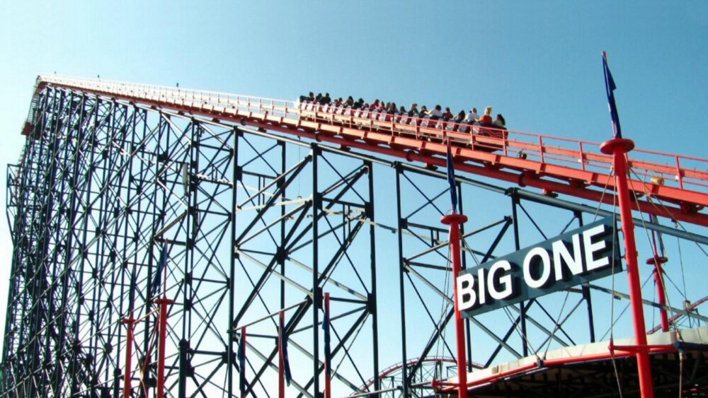 Blackpool Pleasure Beach - The Big One on the Lift Hill