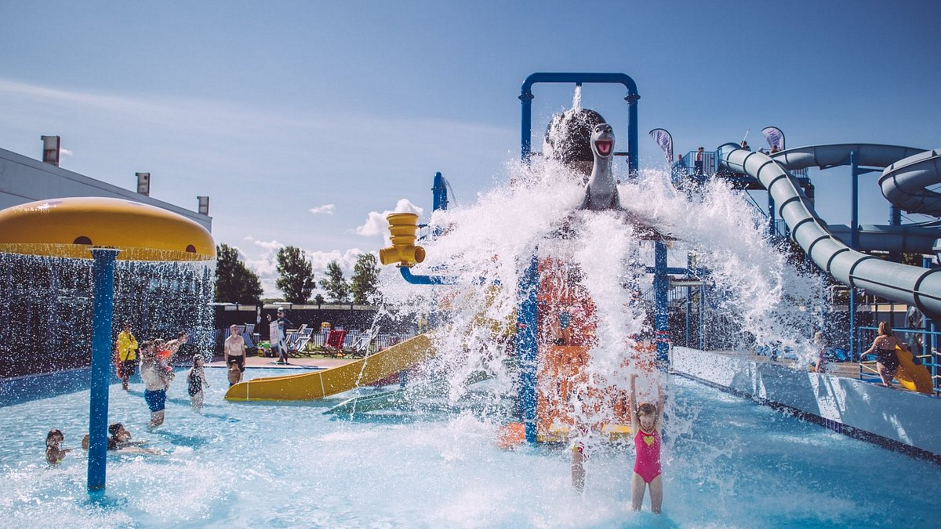 Unity Splash Waterpark - Outdoor Slides
