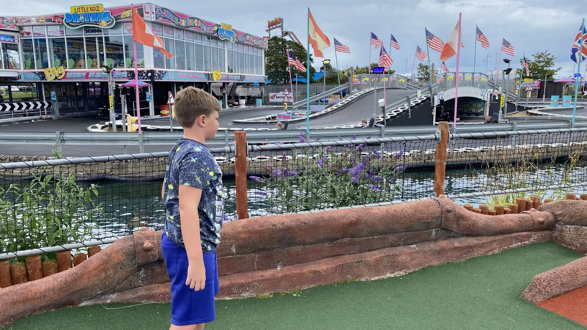 Atlantis Adventure Golf - Mini Golf and Little Kidz Driving
